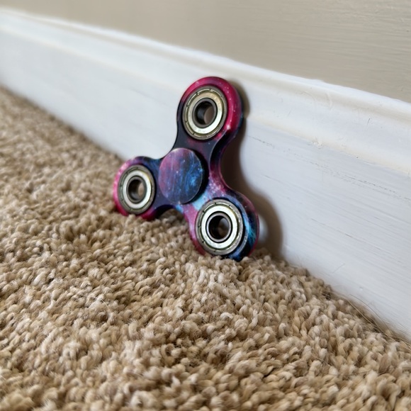 fidget spinner - Picture 3 of 3